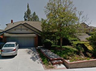 6880 E Oak Springs Dr, Oak Park, CA 91377