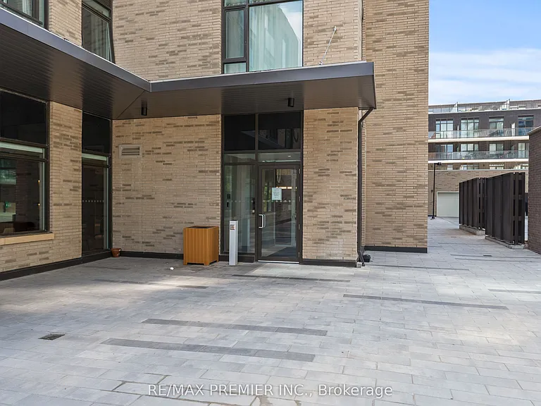 55 Duke St W #310 — Photo 5