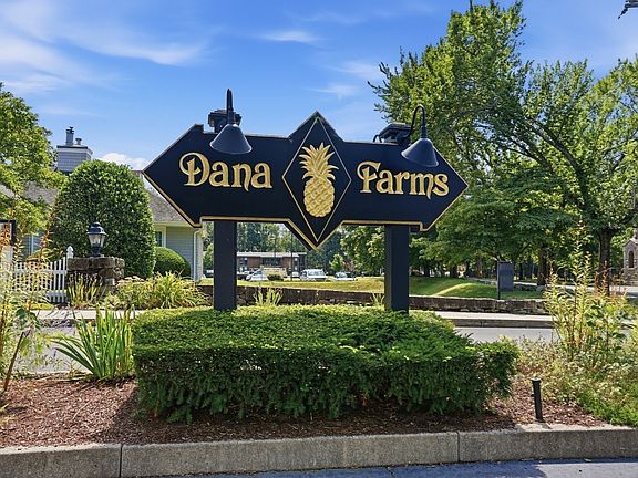 2nd image of 716 Dana Farms #716