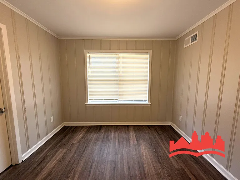 142 Jeanne Dr — Photo 13