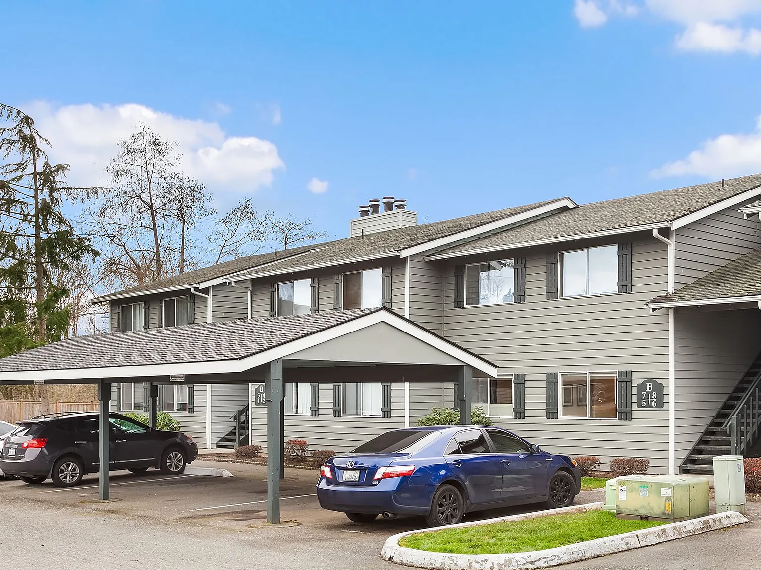 Northview Terrace — Photo 2