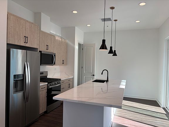 Kitchen and Island