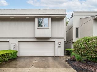 8088 Steven David Dr #4206, Strongsville, OH 44149