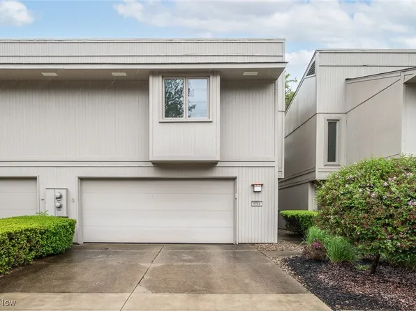 8088 Steven David Dr #4206, Strongsville, OH 44149