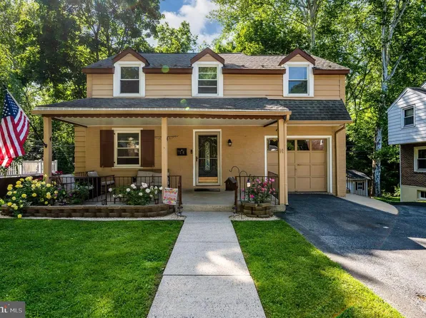 14 Beechwood Dr, Reading, PA 19606