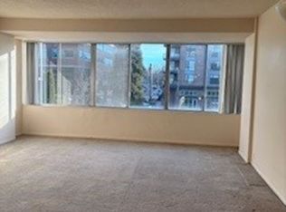 Hollywood Towne House Apartments, Portland, OR 97213