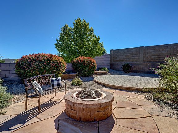 Back yard seating areas for entertaining.