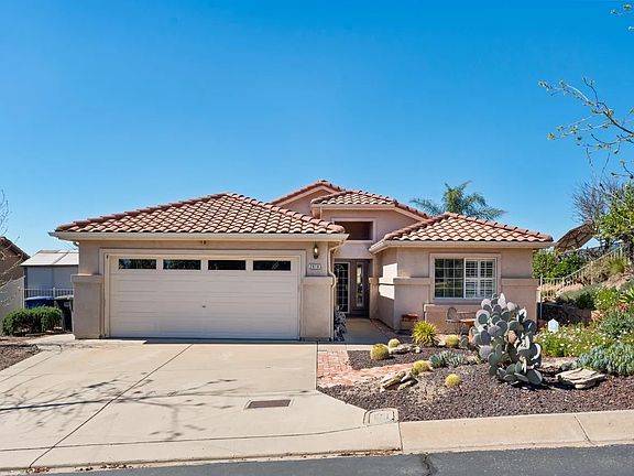 2nd image of 2618 Columbine Rd