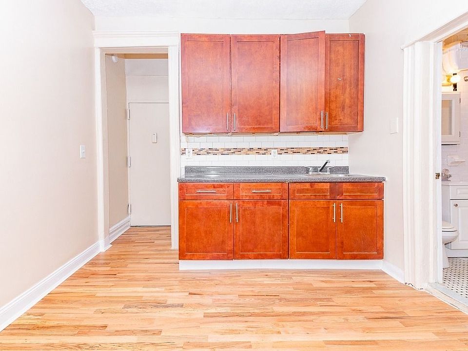 1st image of 41 Jefferson St #2A