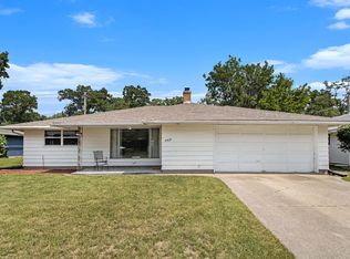 2425 Club Dr, South Bend, IN