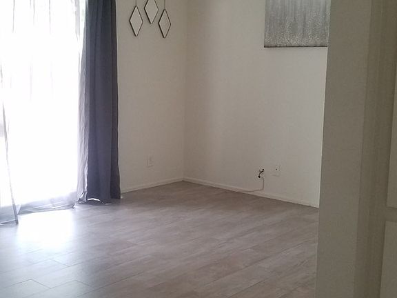 Master bedroom without furniture.
