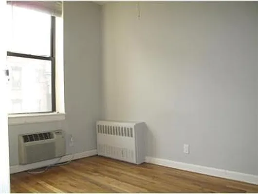 Rented by Douglas Elliman | media 28