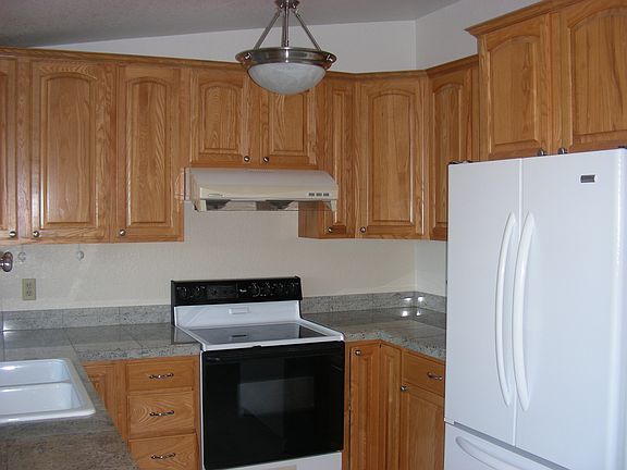 5th image of 9743 NE 138th Pl