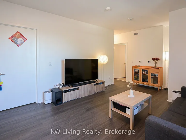 185 Alberta Ave #303 — Photo 15