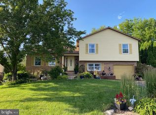 1505 Putnam Dr, Lancaster, PA 17602