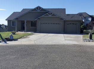 4803 Candellia Ct, Pasco, WA 99301