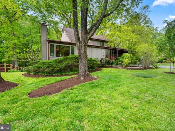 14704 Fireside Dr, Silver Spring, MD 20905