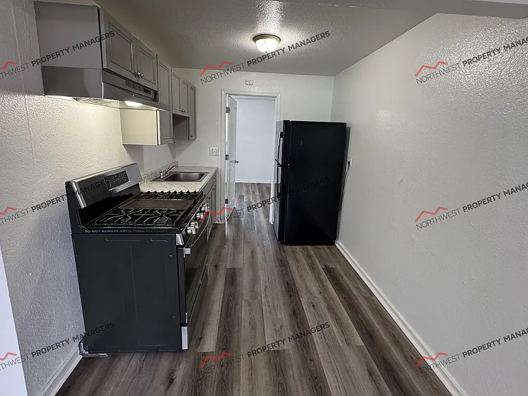 8814 Wadsworth St SW — Photo 21
