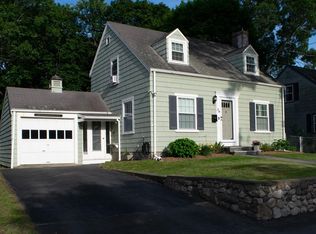 24 Garey St, Weymouth, MA 02189