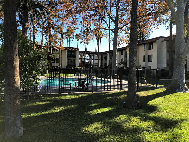 Mission West — Photo 5