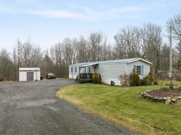 17 Gowell Drive, Gardiner, ME 04345