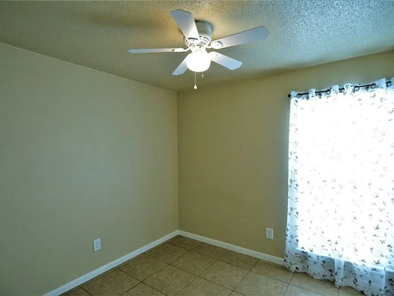 2503 Lain Dr — Photo 13