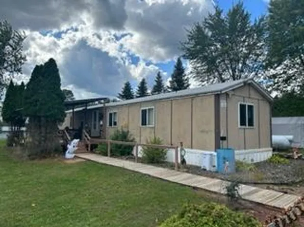 860 Lincoln Ave, Amery, WI 54001