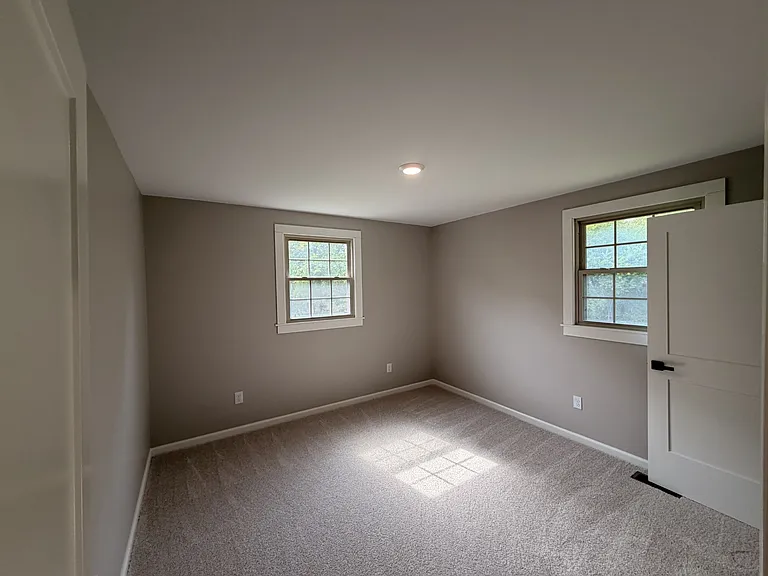110 Cheryl Ct — Photo 22