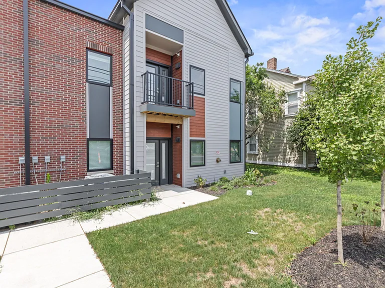 822 Dr Martin Luther King Jr St #A — Photo 1