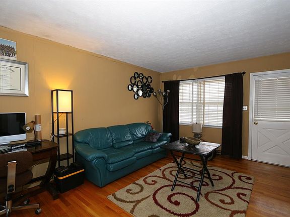 2nd image of 6908 Backus Dr