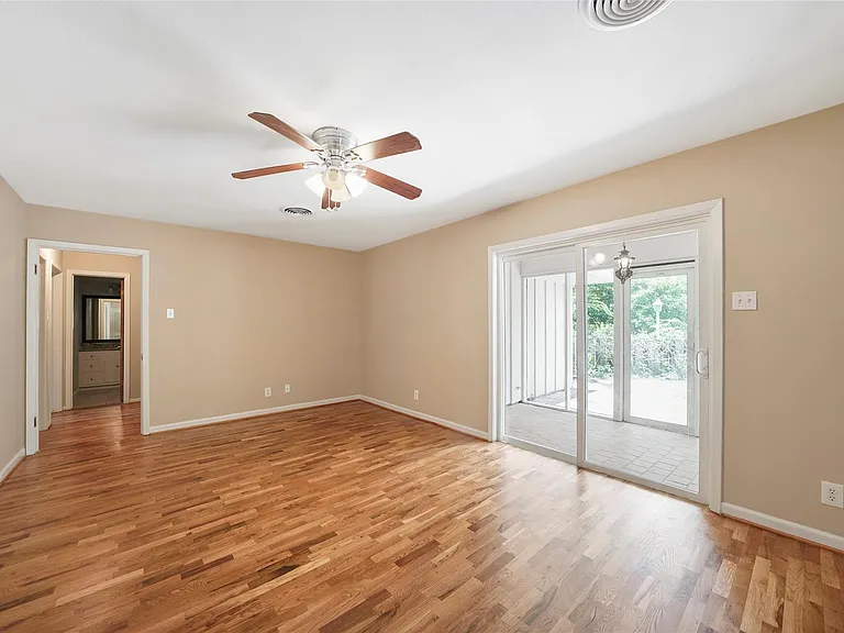 4406 Rosebay Dr — Photo 21