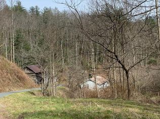 1091 Cody Branch Rd, Robbinsville, NC 28771