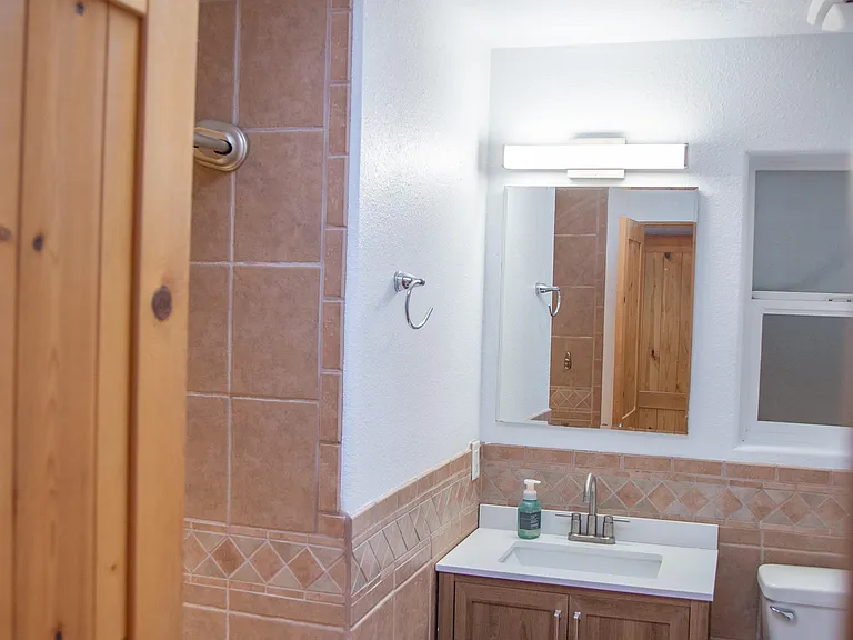 809 Rio Vista St — Photo 12