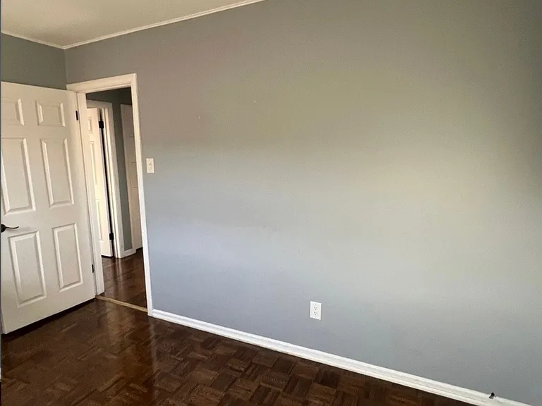 7962 S Kilbourn Ave — Photo 5