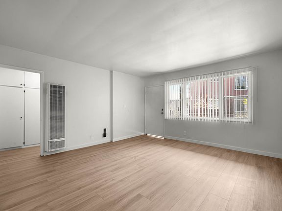 4th image of 4142 W Palmwood Dr #4
