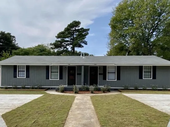 14 Hiland Pl #B, Benton, AR 72015