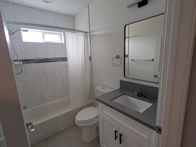 4836 W 18th St #4838-1/2 — Photo 9