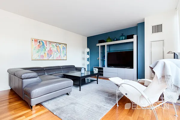 Sold by (Legacy) Elegran | media 3