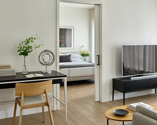 Rented by Greystar | media 3