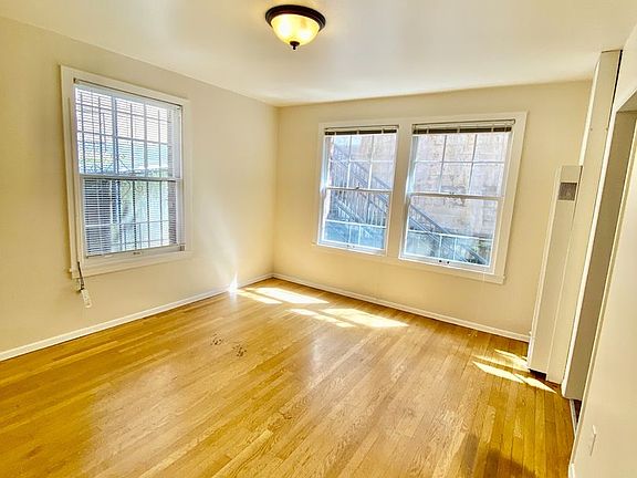 3rd image of 1420 Boren Ave APT 112