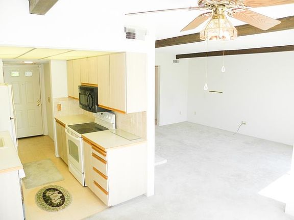 4th image of 2401 W Canal Dr APT 3C