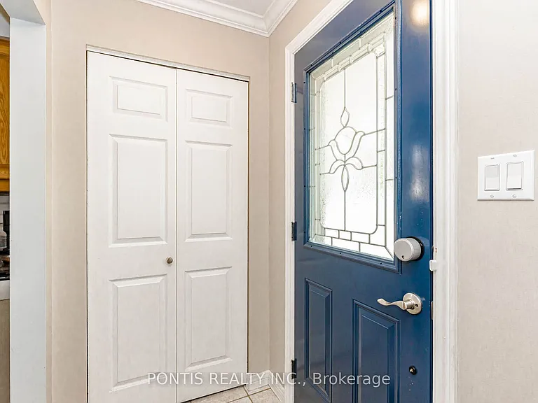 56 Greenbrier Rd — Photo 4