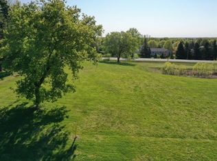 21140 Idaho Ave, Lakeville, MN 55044