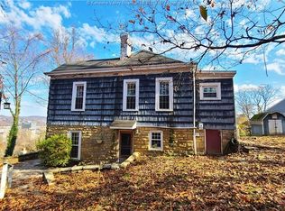 813 Cedar Rd, Charleston, WV 25314