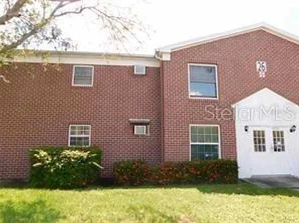 8360 12th St N APT D, Saint Petersburg, FL 33702