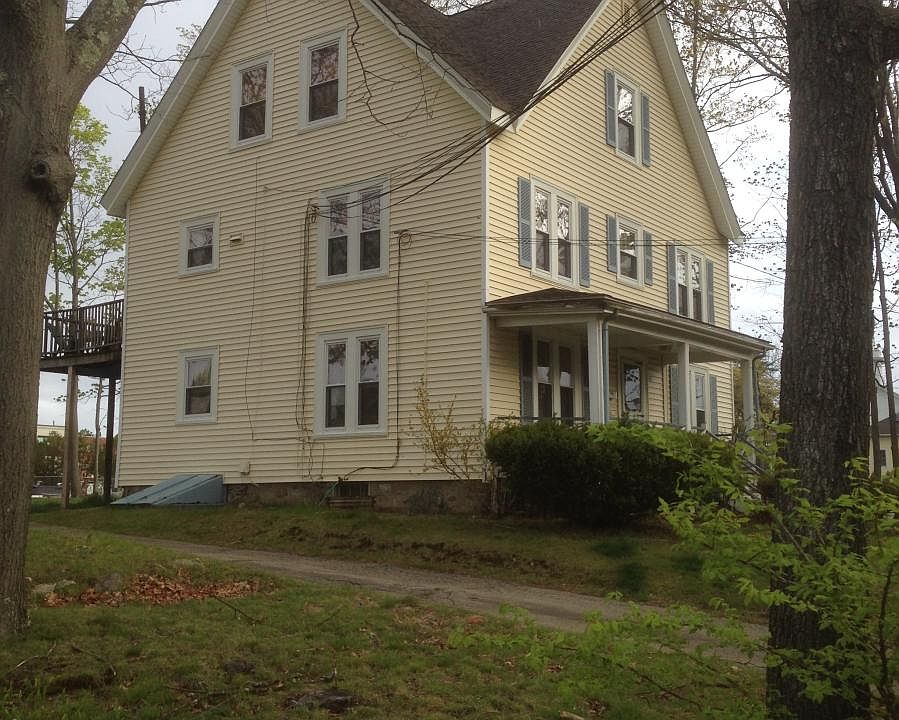 Front of house 43 Lincoln Street Needham Center.
