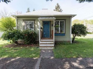 1011 SW Ellis St, Dallas, OR 97338