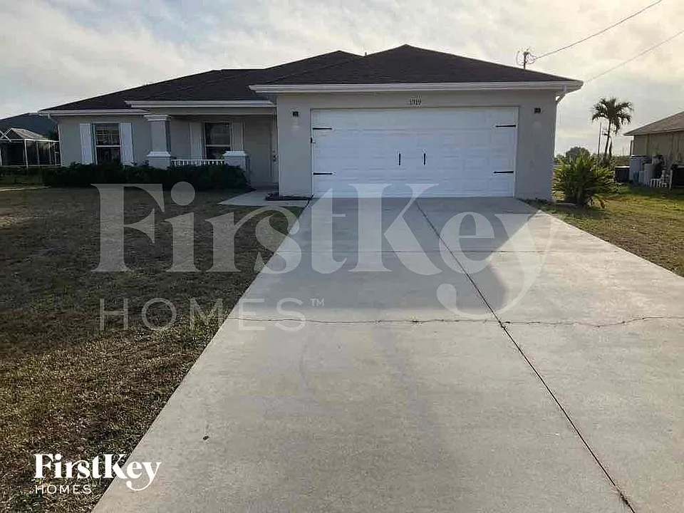 1319 NW 13th Ave