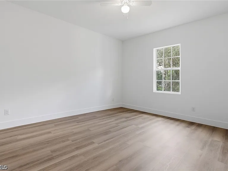 4710 27th St SW — Photo 13