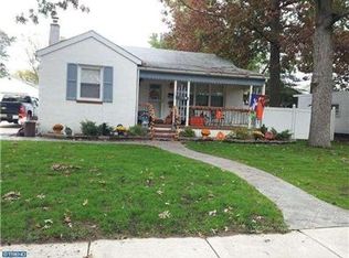 109 7th St, Riverside, NJ 08075